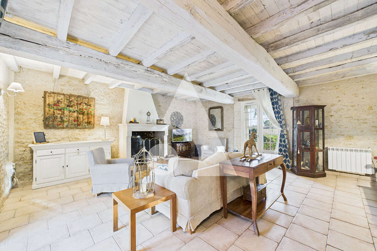 Maison à MAREUIL-SUR-LAY-DISSAIS