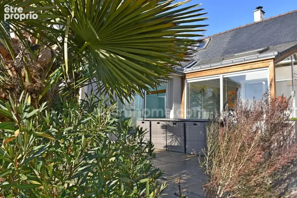 Maison familiale de plain-pied avec grande piscine intérieure, aux portes de la Gacilly - photo 17