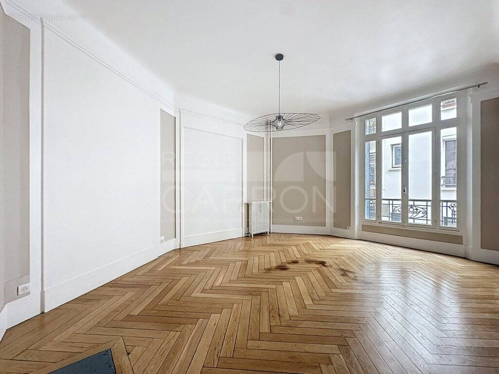 Appartement à LYON-6E