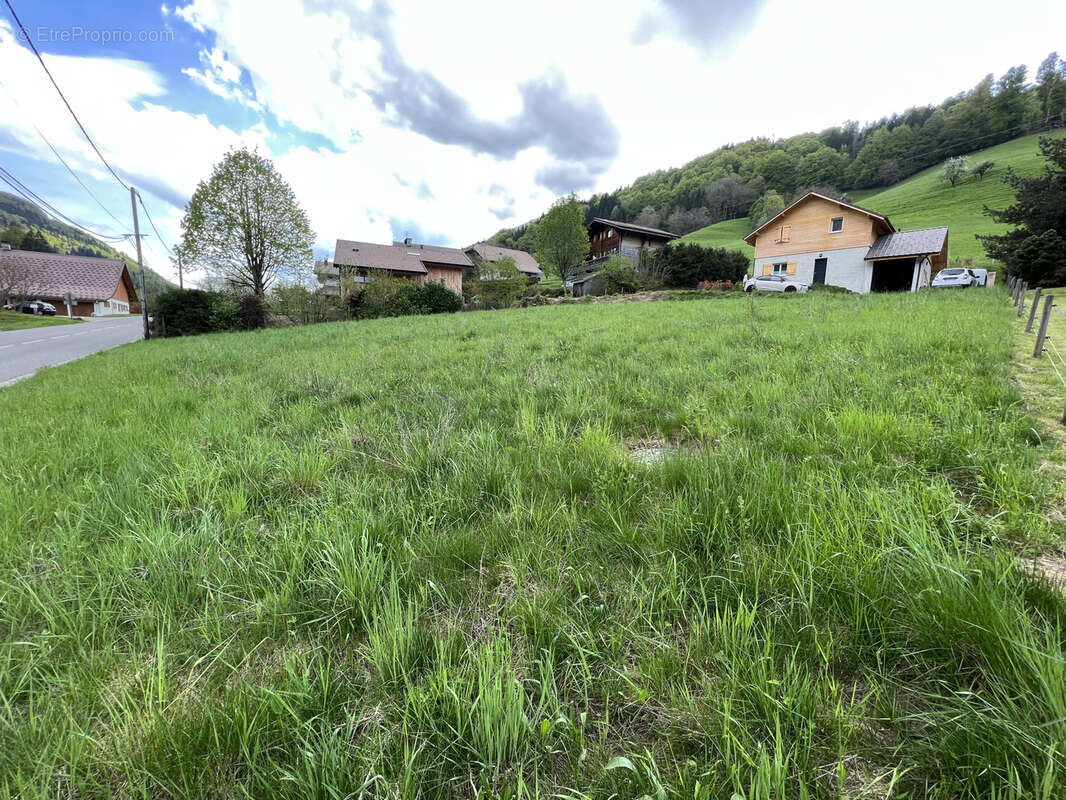 Terrain à LES CLEFS