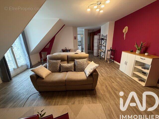 Photo 1 - Appartement à SAINT-FARGEAU-PONTHIERRY
