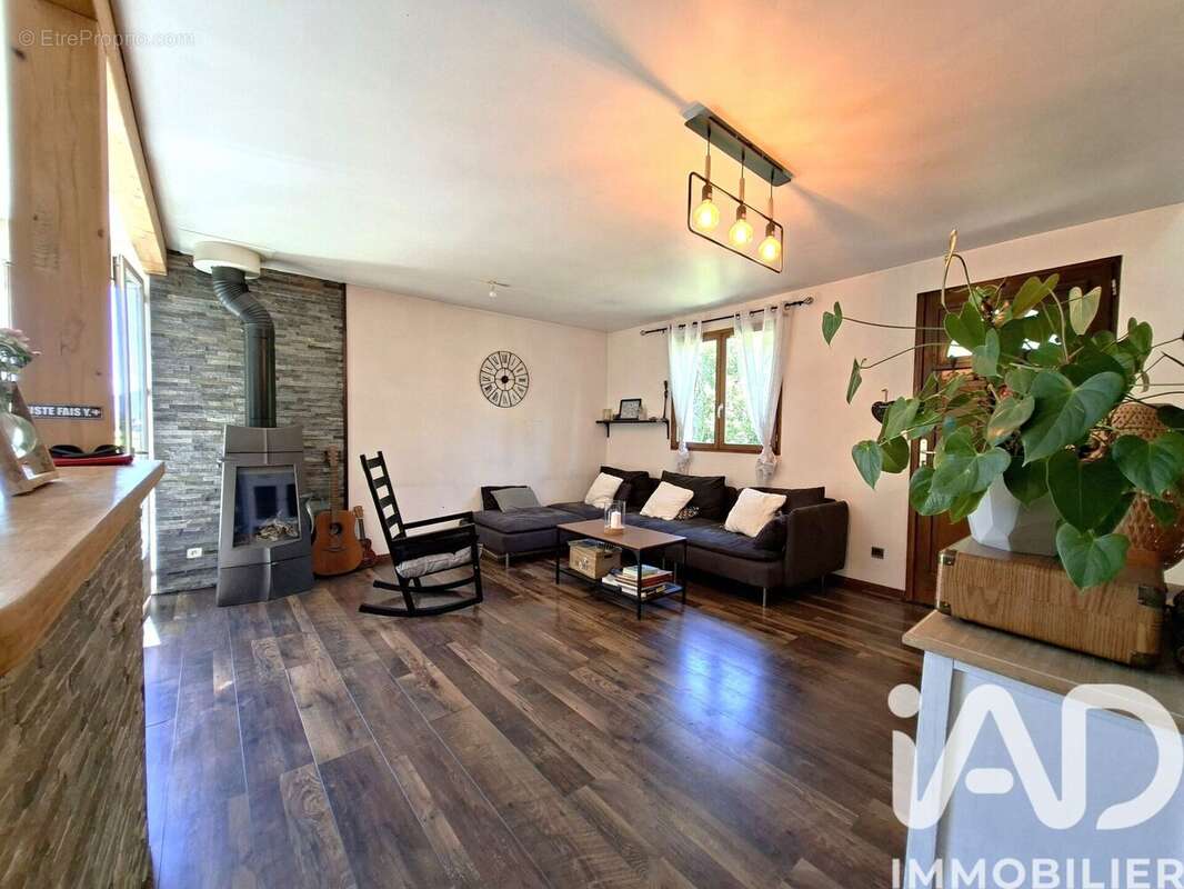 Photo 2 - Maison à CHAMOUX-SUR-GELON