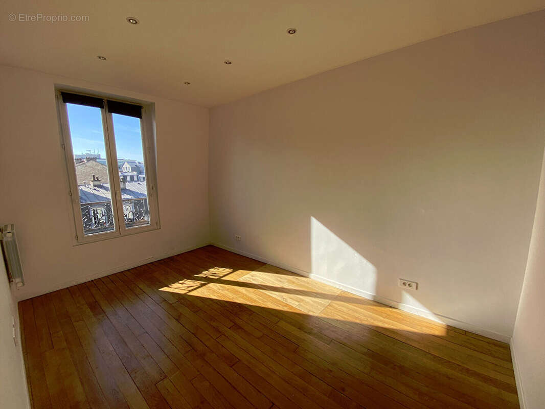 Appartement à CLICHY