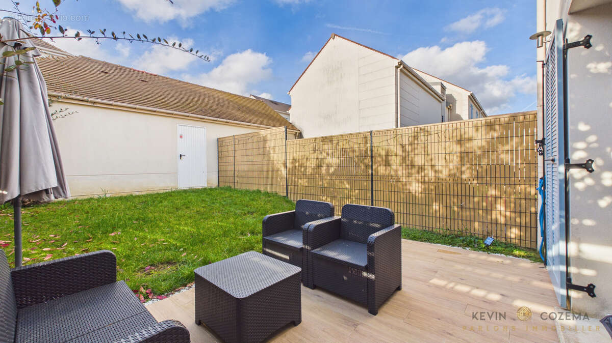 Maison à SAINT-PIERRE-DU-PERRAY