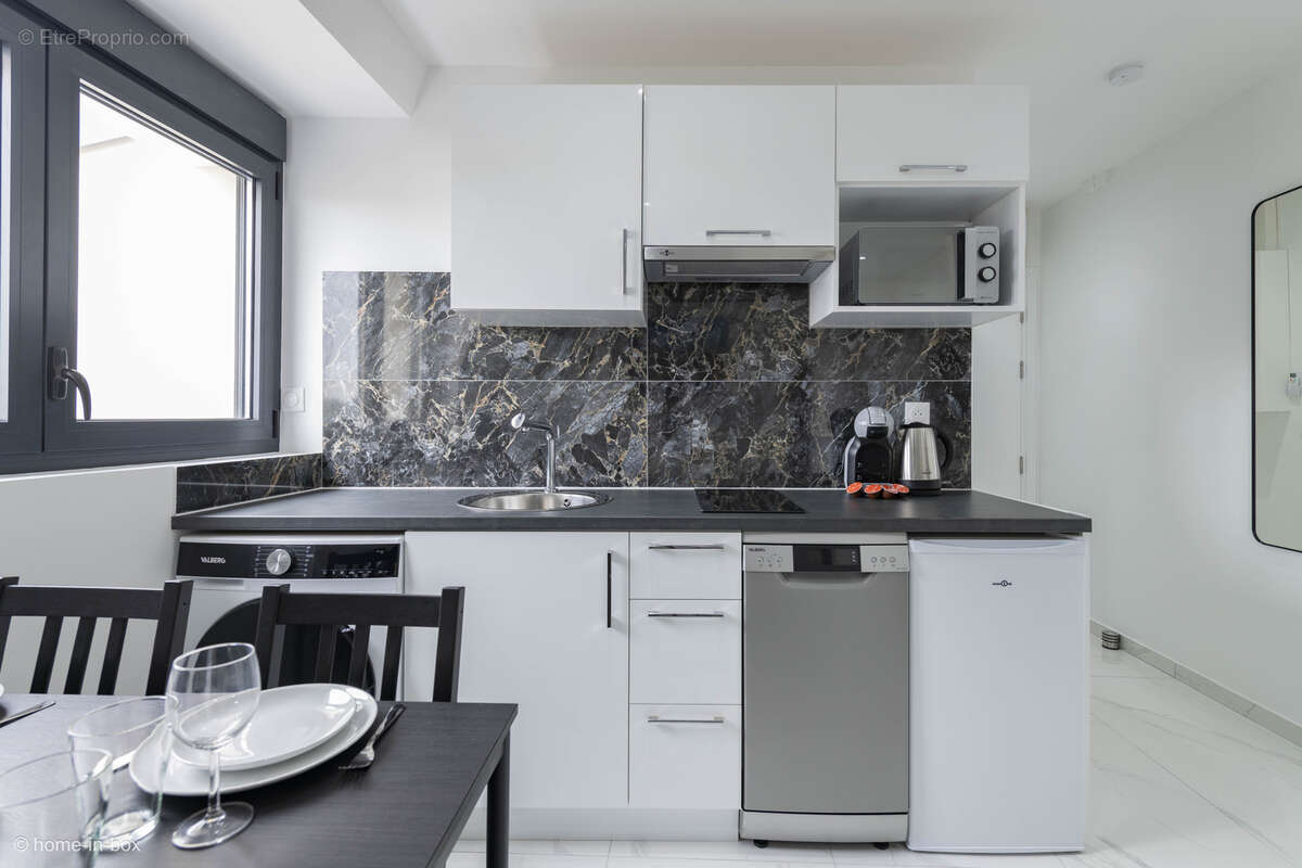 Appartement à PARAY-VIEILLE-POSTE