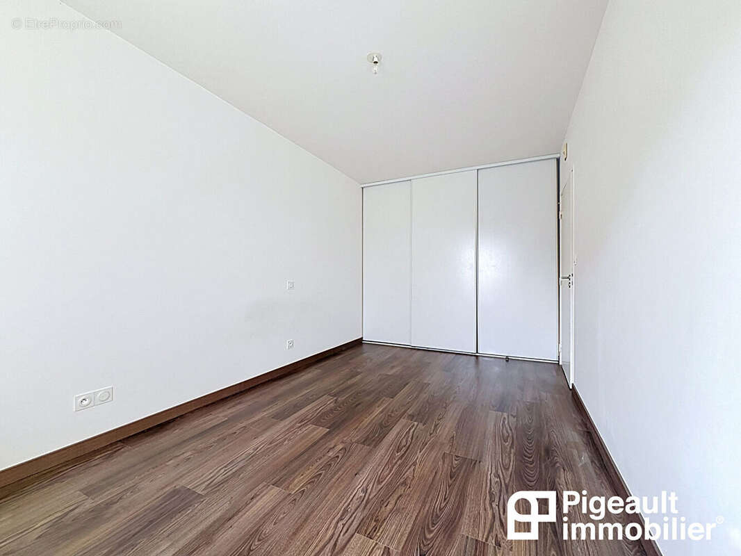 Saint Jacques De La Lande/Courrouze  - Appartement T2 - photo 5