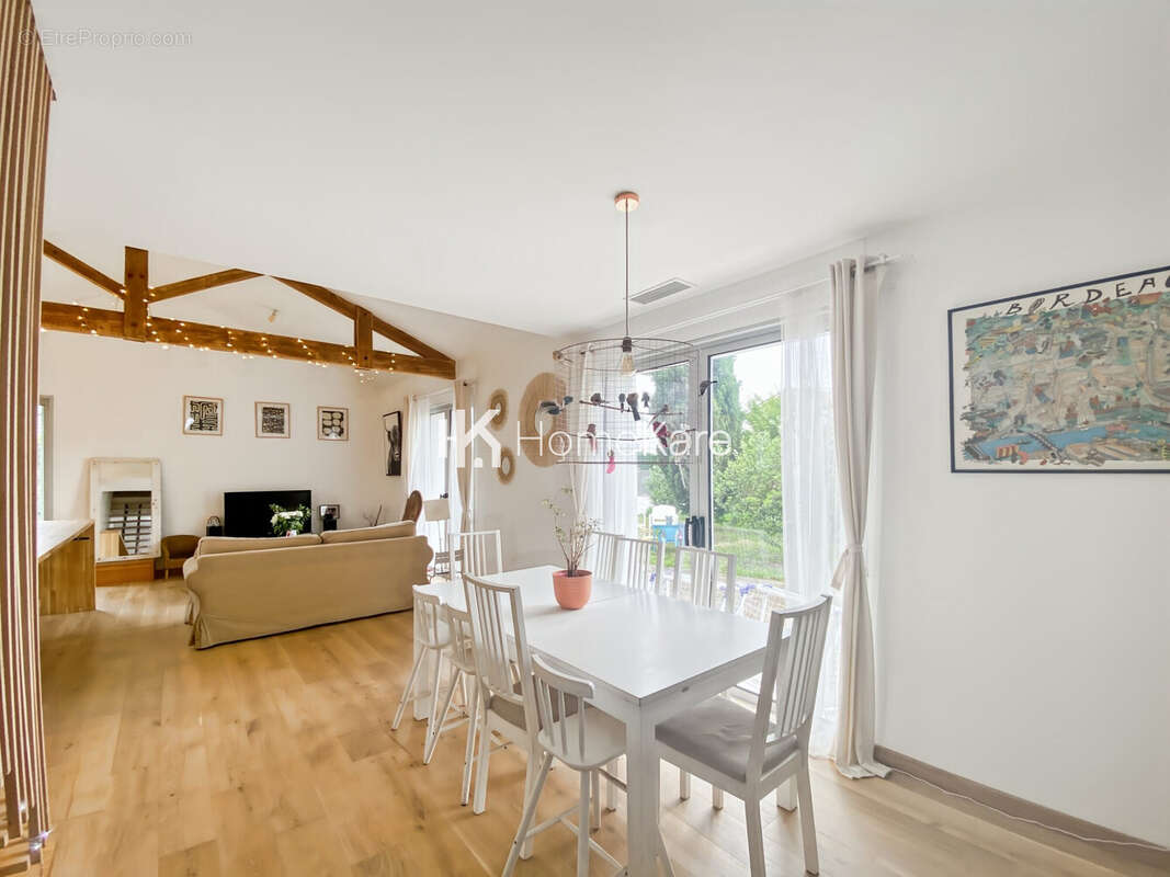 Maison à MERIGNAC