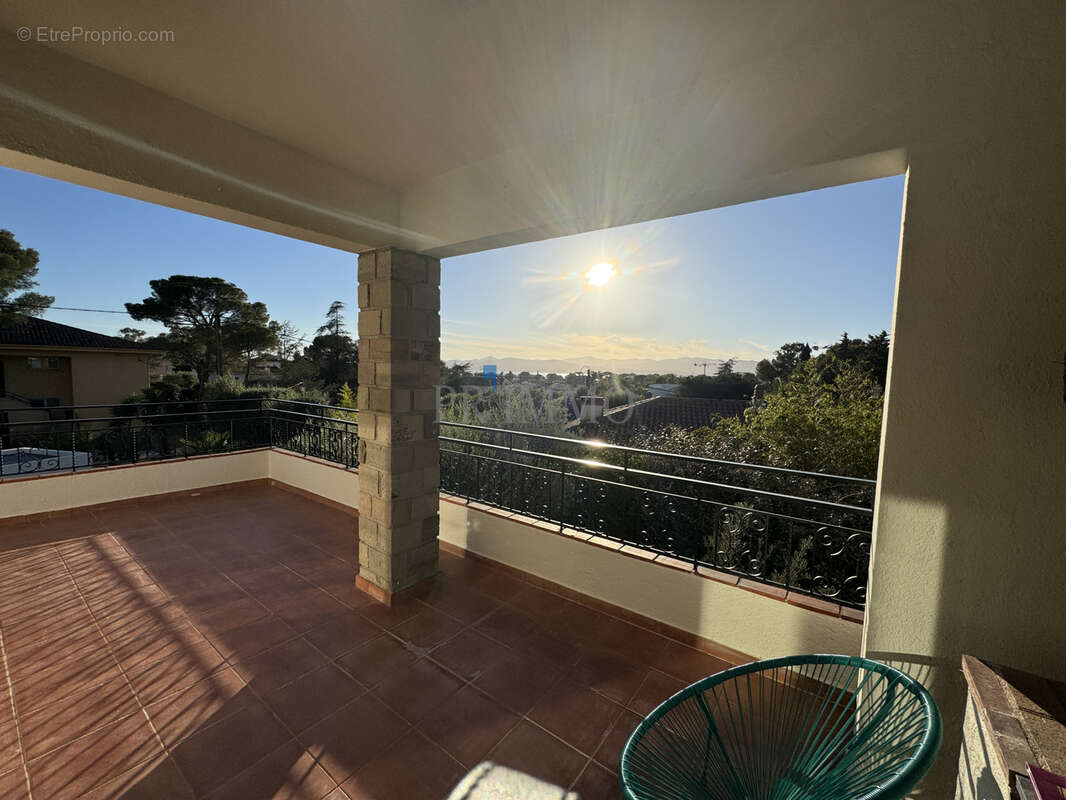 2 appartements rénovés avec vue mer - photo 3
