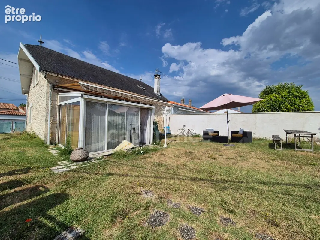 Maison à vendre 5 pièces SAINT GEORGES DE DIDONNE (17) - Terrain de 300m² - photo 12