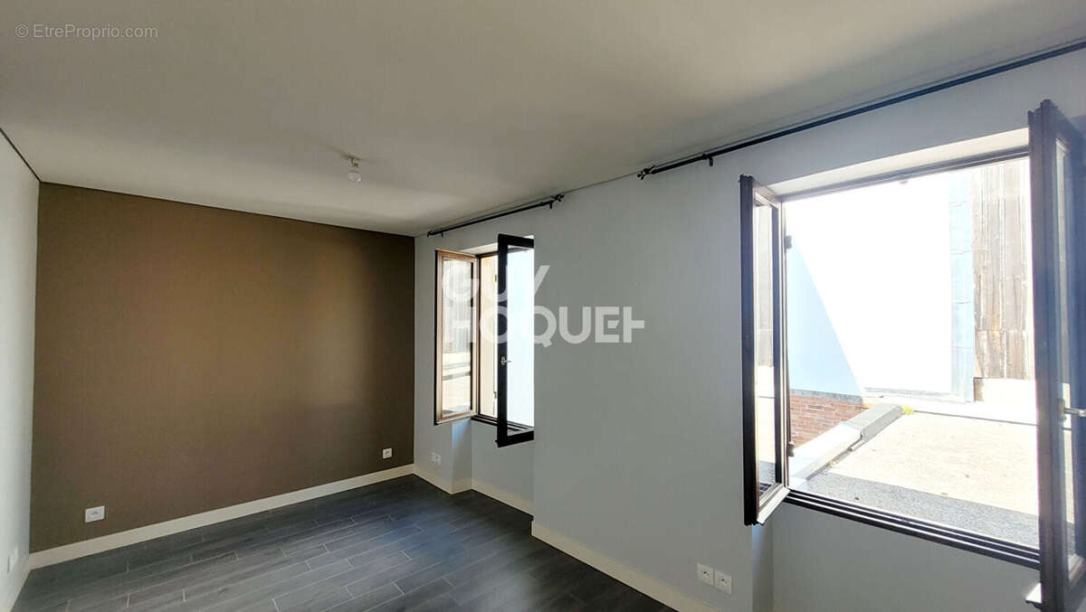 Maison à ASNIERES-SUR-SEINE