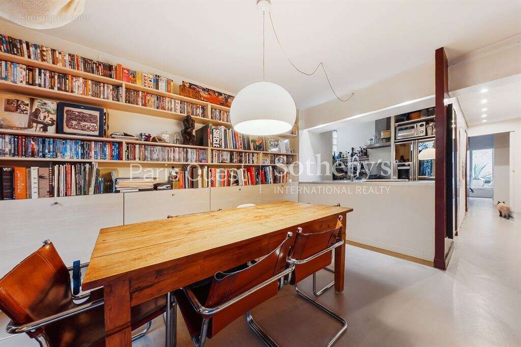 Appartement à PARIS-10E