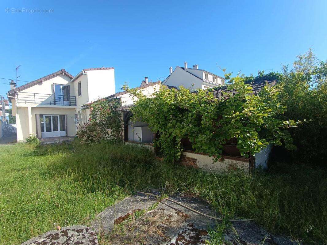 Maison à CARRIERES-SUR-SEINE