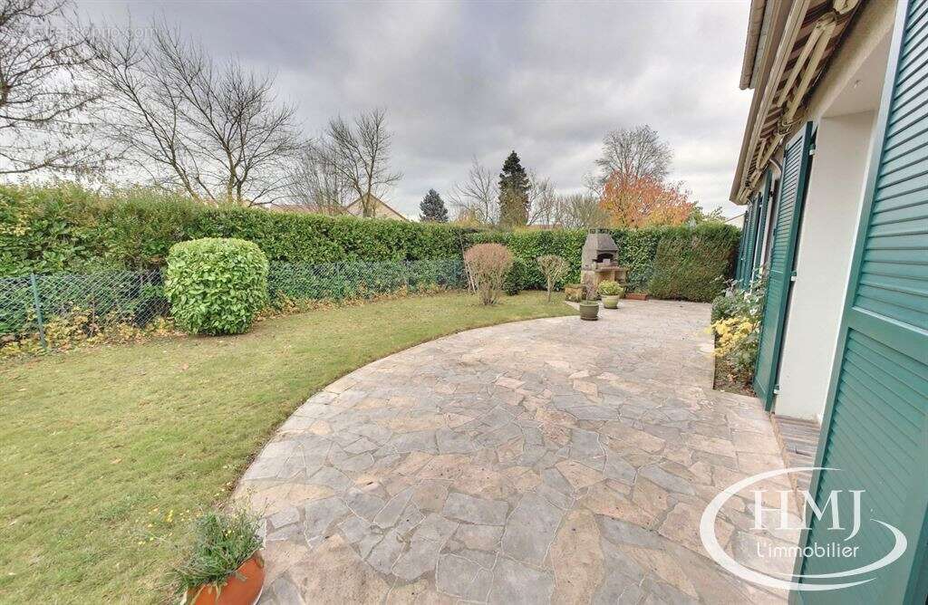 Maison à RIS-ORANGIS