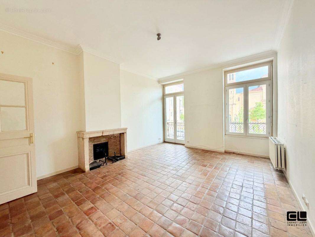 Appartement à SAINTE-FOY-LES-LYON