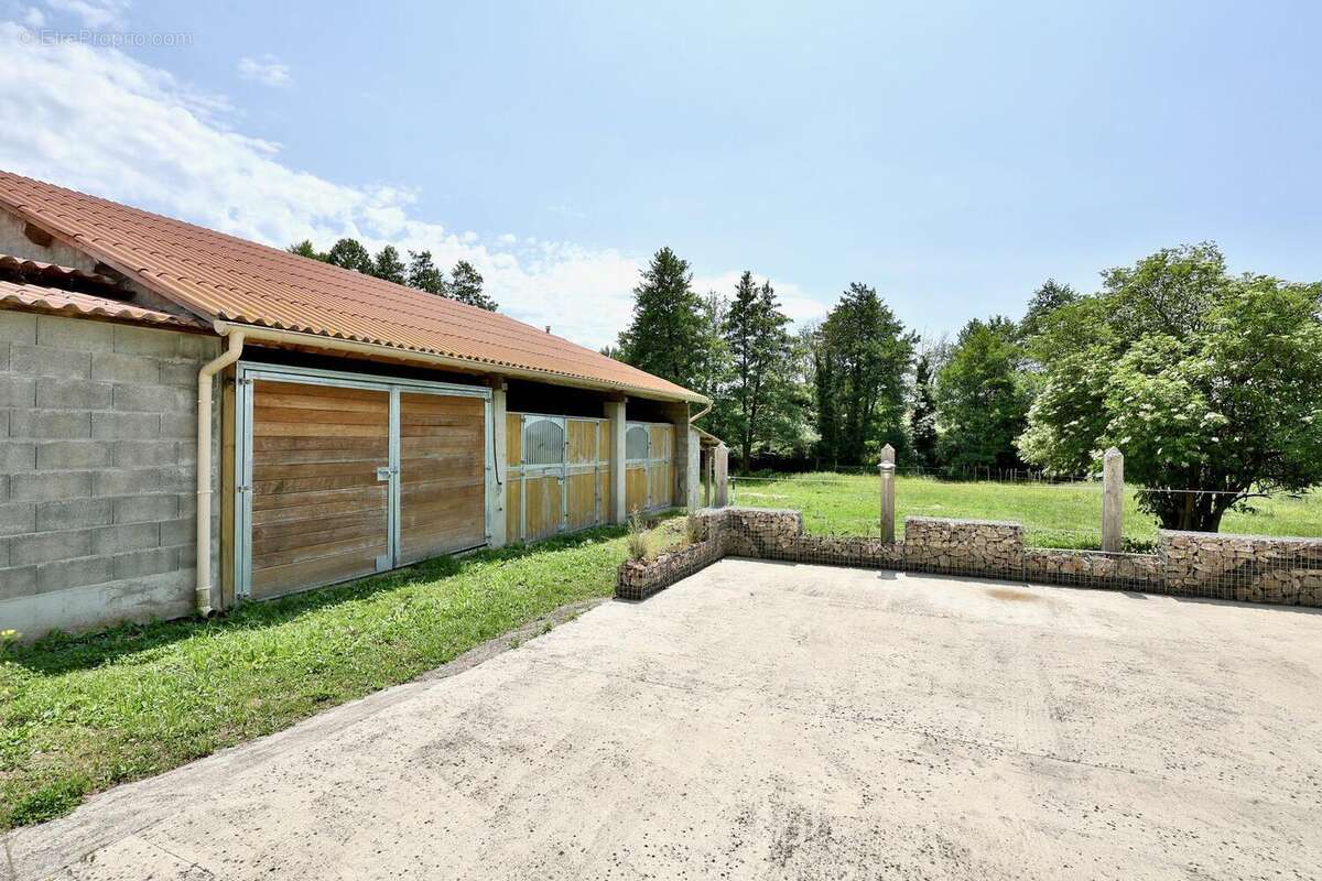 Photo 2 - Maison à BOURGOIN-JALLIEU