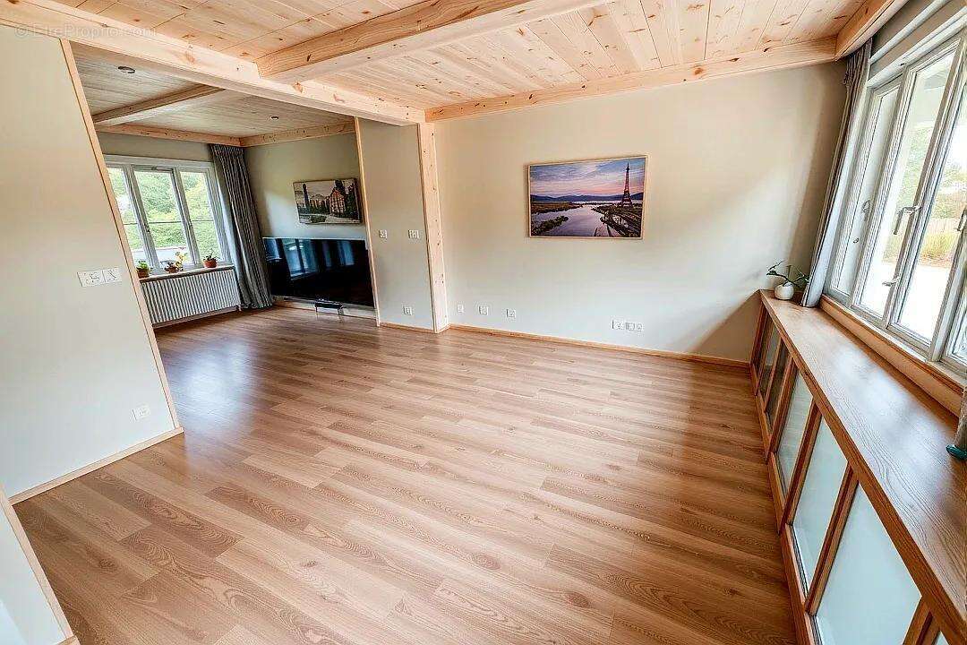 Maison 106 m² à Cambrai  - photo 5