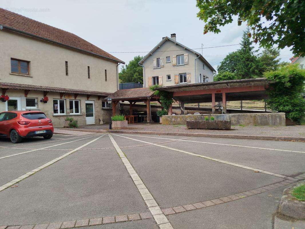 Appartement 500 m² à Secenans  - photo 3