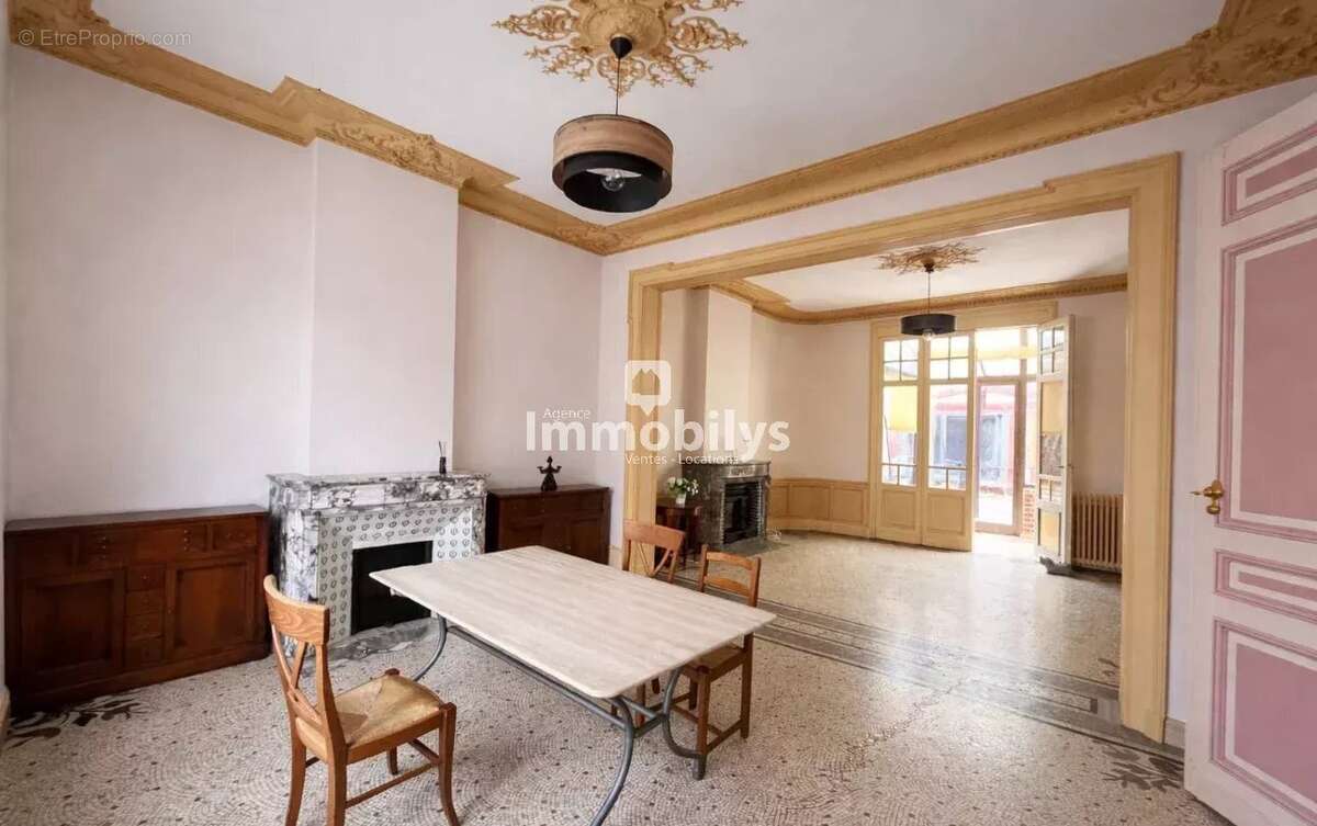 Maison à SIN-LE-NOBLE