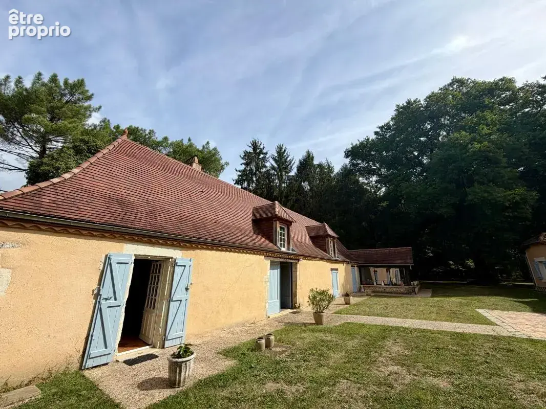 Maison en pierre sur 1,5 ha avec piscine, vie de plain-pied et atelier - photo 19