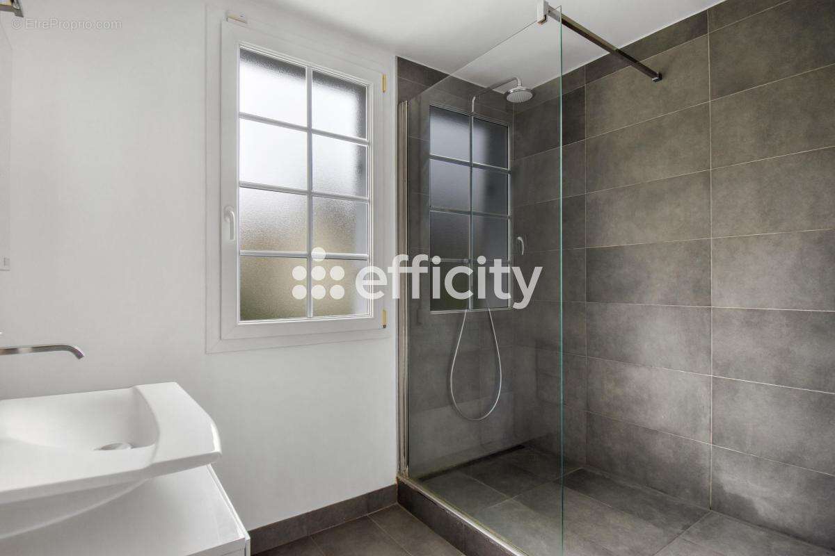 Maison à CROISSY-SUR-SEINE