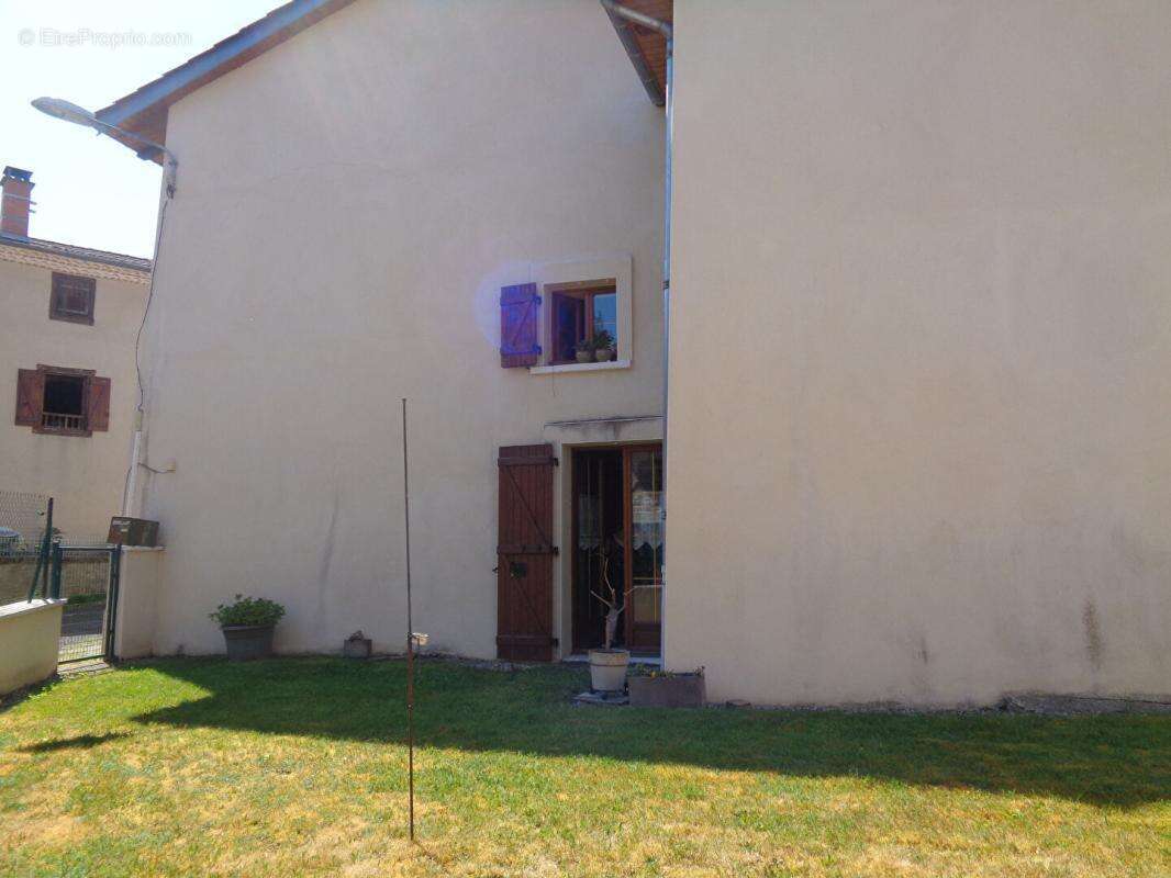 Beurieres (63), maison de 107 m2, 3 chambres sur 419 m2 de terrain - photo 12