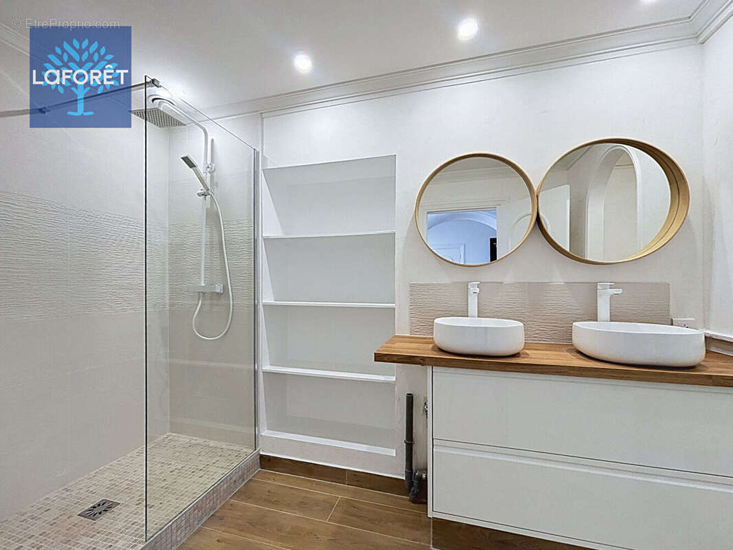 Appartement à LYON-6E