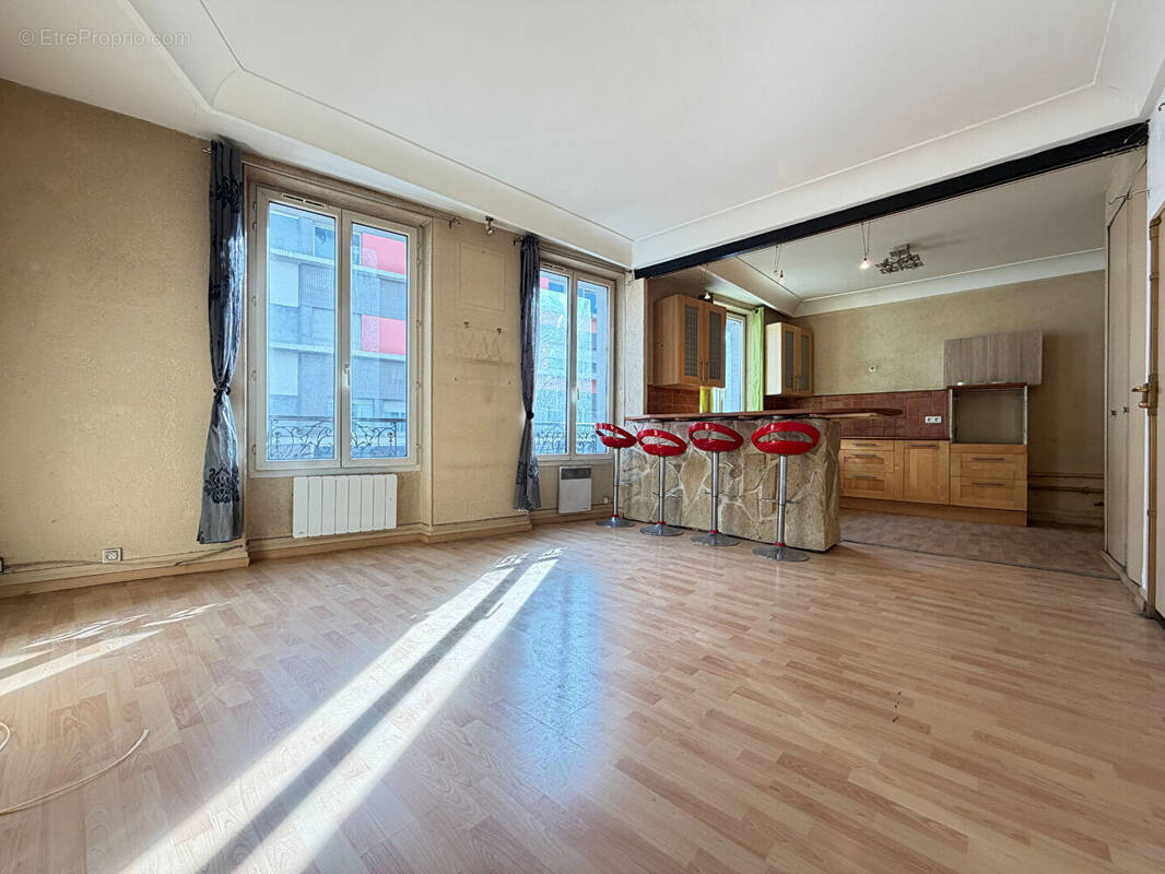 Appartement à VILLEJUIF