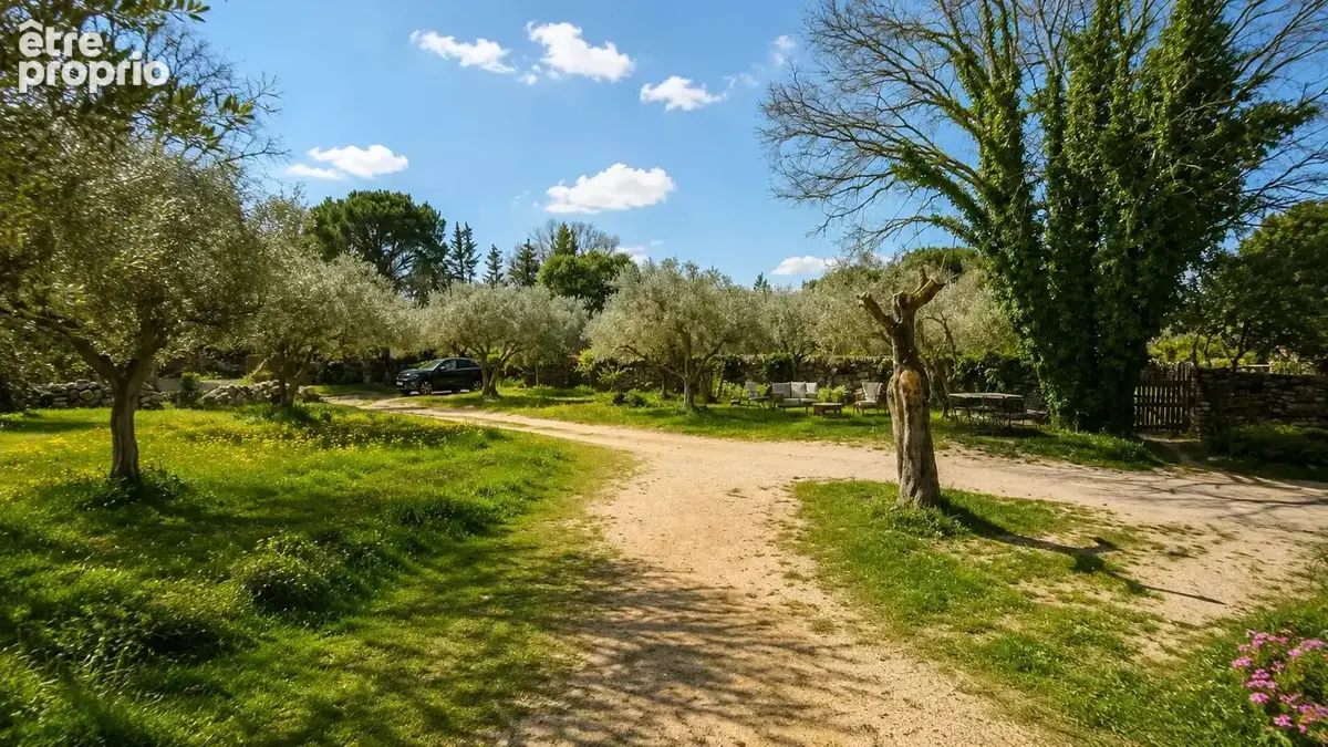 Maison 89 m² à Uzes  - photo 2
