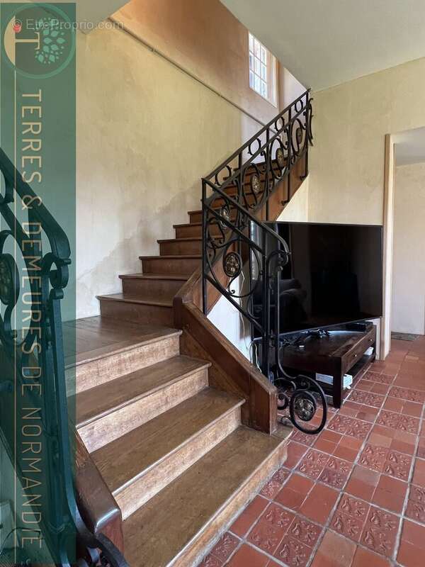 Maison à BOURG-ACHARD