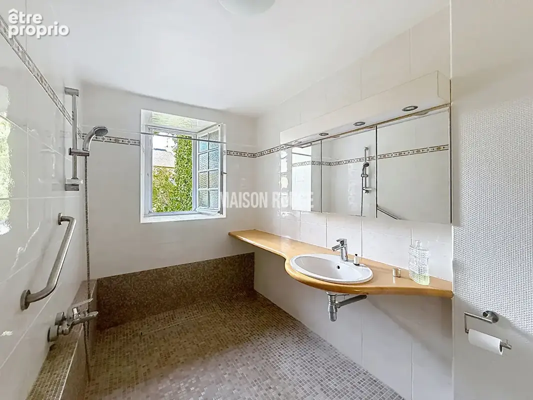 Maison de charme à vendre  à Saint Malo, 3 chambres, jardin ensoleillé sans vis à vis - photo 7