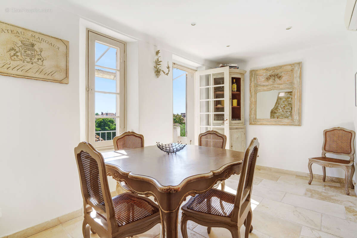 Appartement à SAINT-TROPEZ