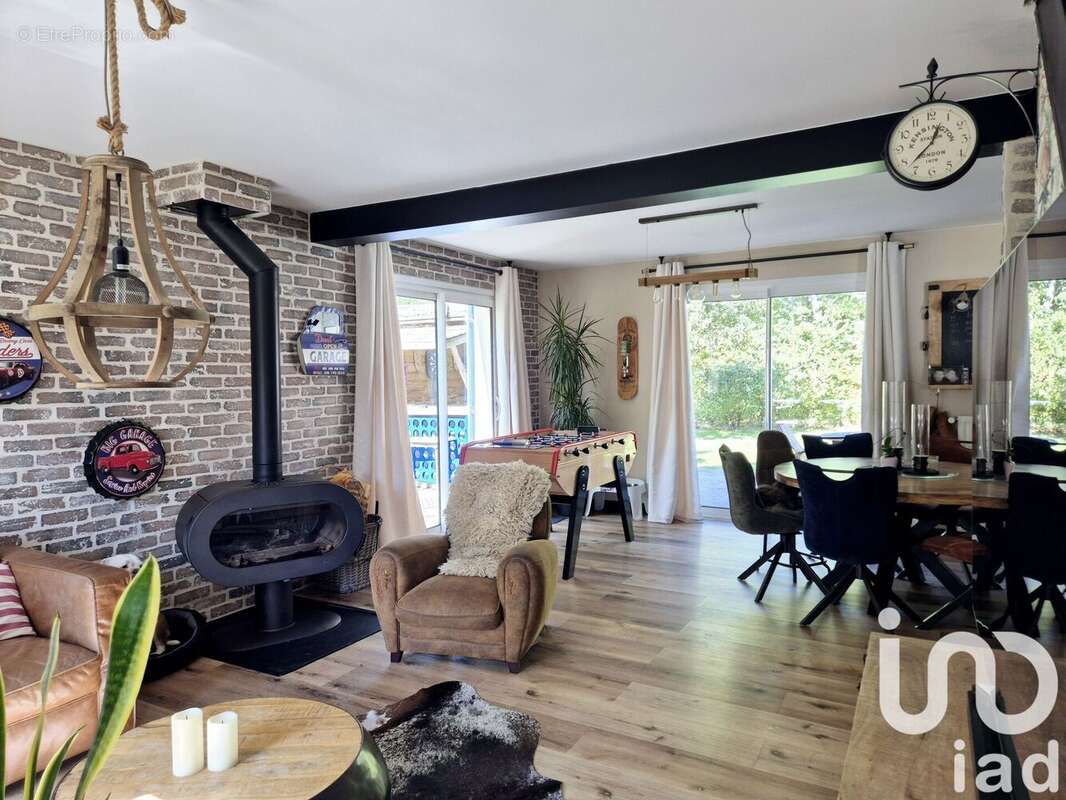 Photo 4 - Maison à LA CELLE-LES-BORDES