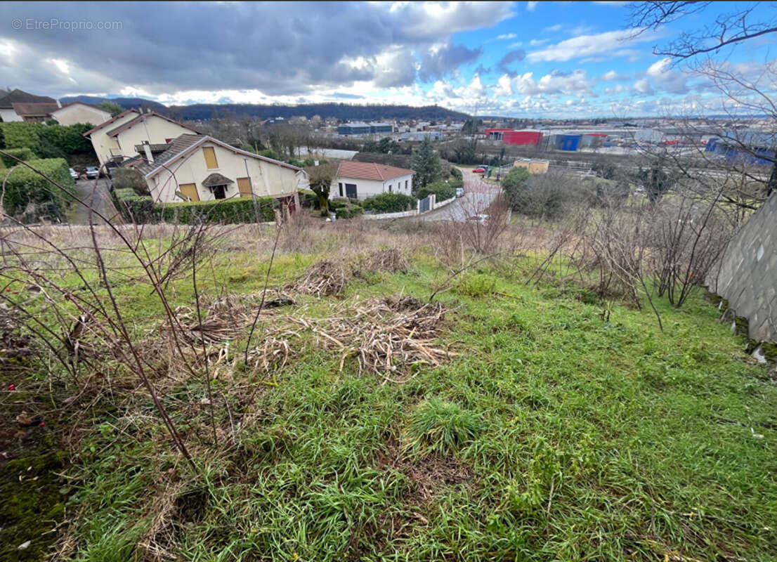 Maison à AMBERIEU-EN-BUGEY