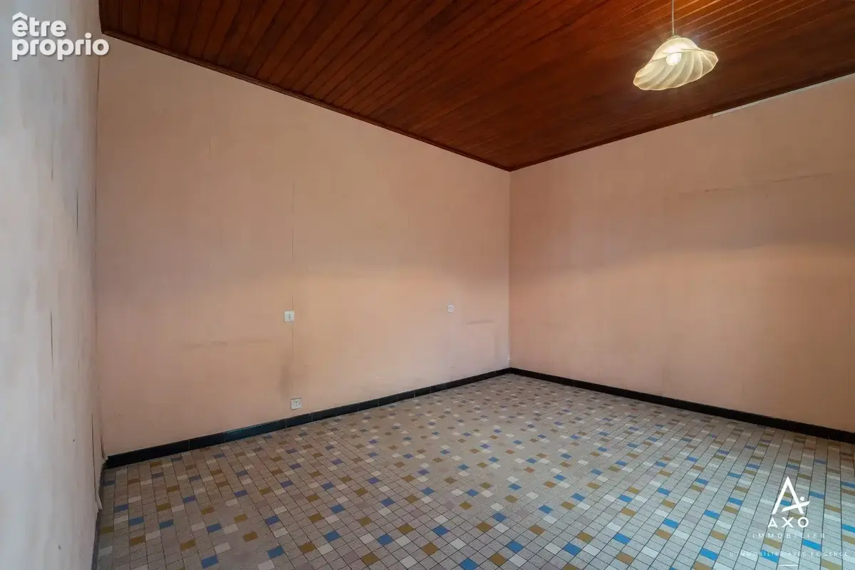 Maison en pierres, dépendances en lisière de foret - photo 9