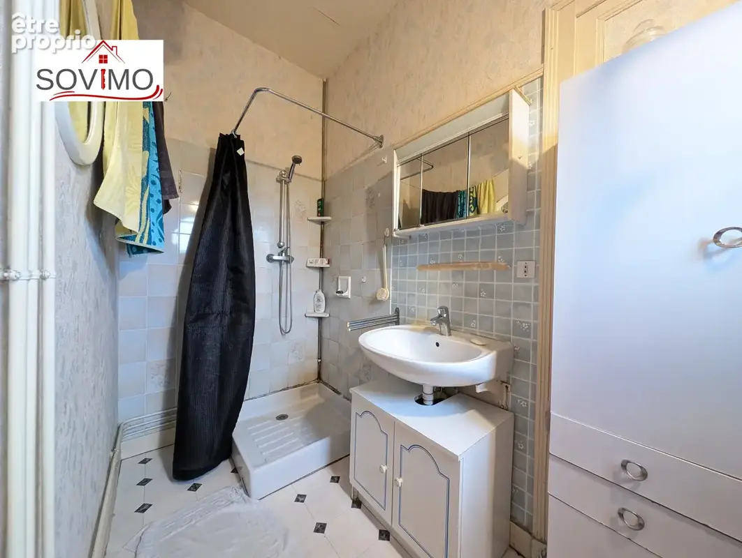 Belle opportunité en centre-bourg   maison avec grand jardin et dépendances - photo 12
