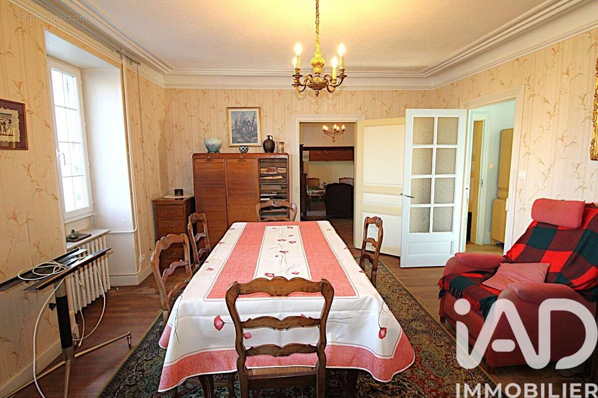 Maison 146 m² à Bosmoreau-Les-Mines  - photo 6