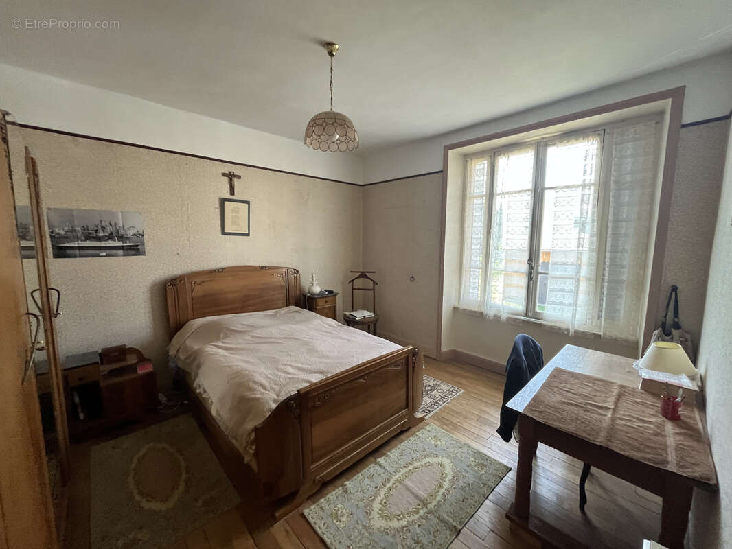 Maison à MARCENAT