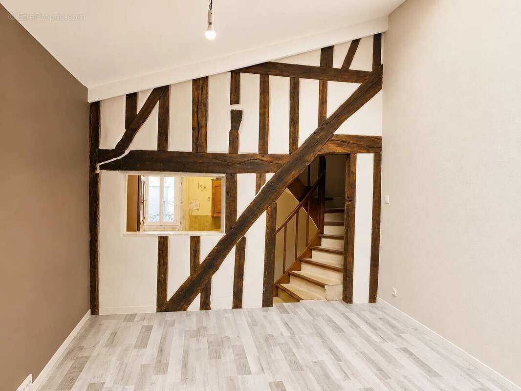 Maison centre brionne a restaurer - photo 10