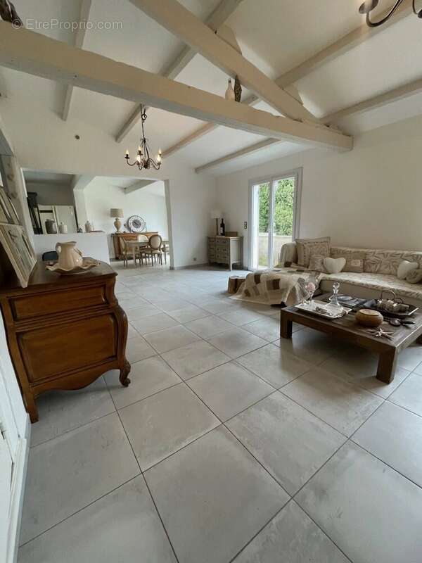 Maison à PLAN-DE-LA-TOUR