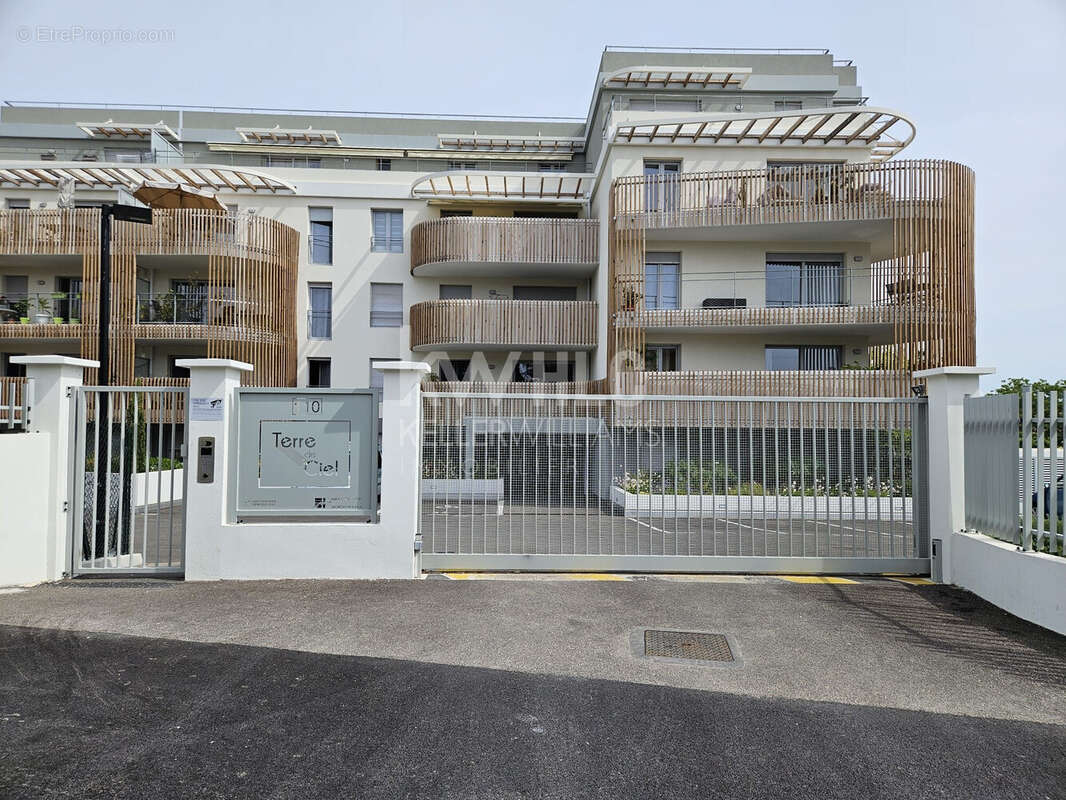 Parking 12 m² à Antibes  - photo 4
