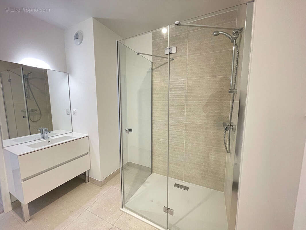 Appartement à LA MEZIERE