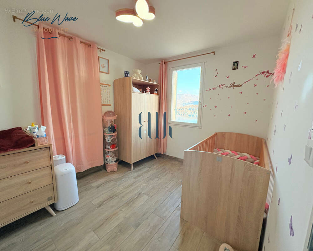 Maison à SAINTE-CROIX-DU-VERDON