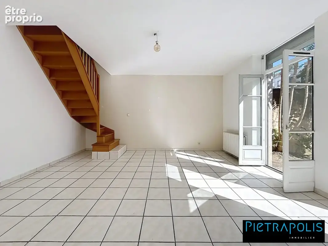 Maison 3 pièces 65 m² à vendre à Villeurbanne (69100) - photo 2