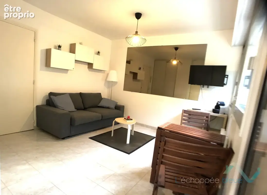 Vente Studio HYERES Port dernier étage Résidence avec piscine Investissement iInvestisseur - photo 4