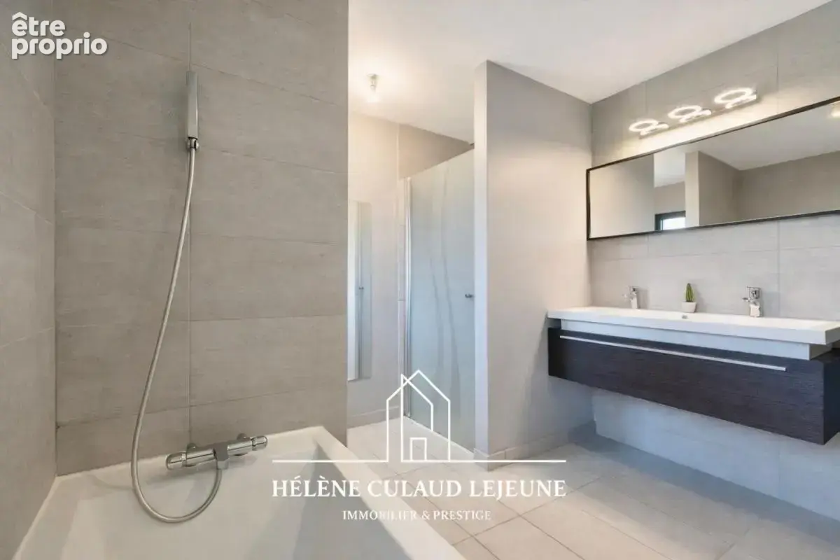 Maison contemporaine - 173 m² - kervignac - photo 11