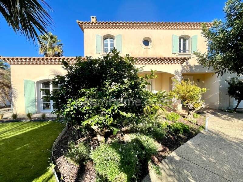 Maison à AIGUES-MORTES