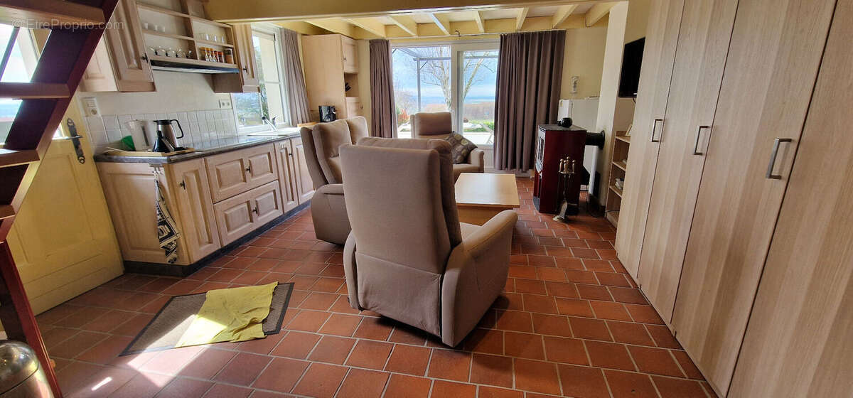 Maison à PERRIGNY-SUR-LOIRE