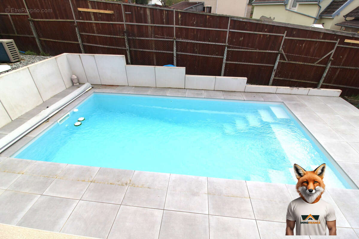 Maison à BADEVEL