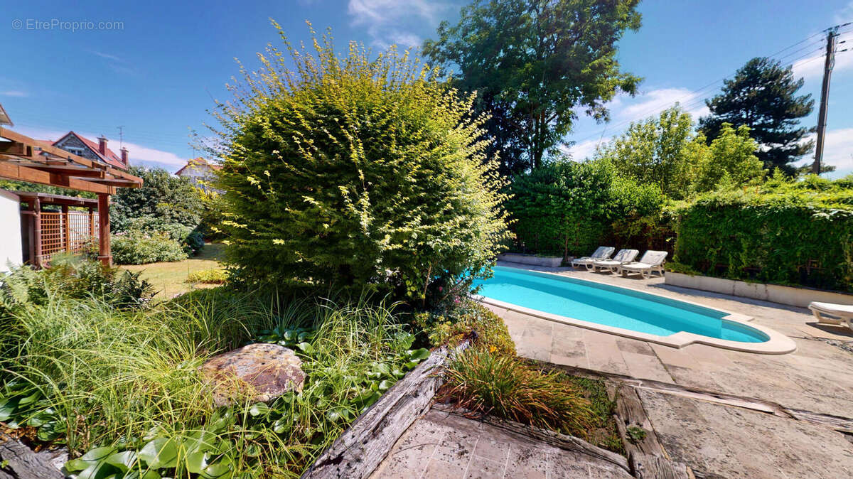 Maison à ENGHIEN-LES-BAINS