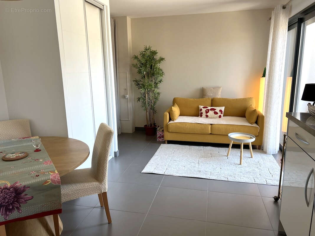 Appartement à LES ANGLES